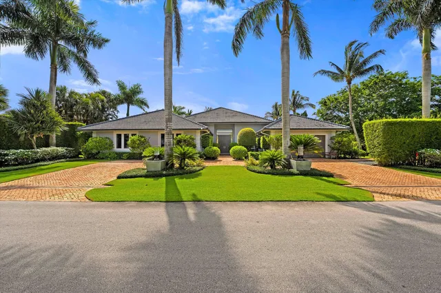 Residence photo 2