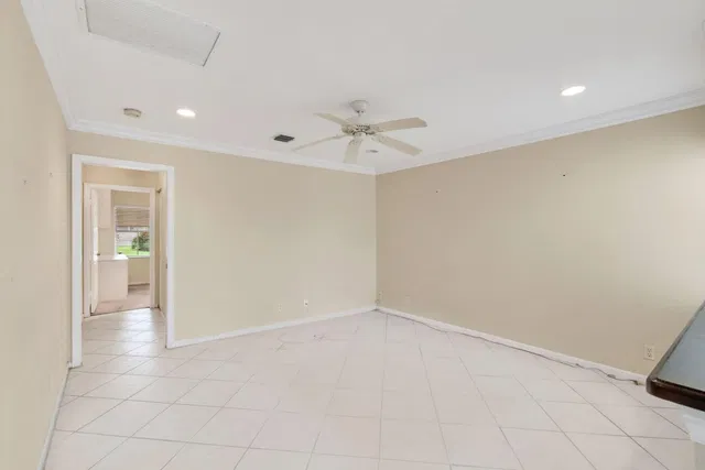  Residence photo 24