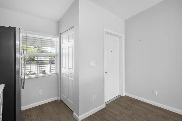  Residence photo 5