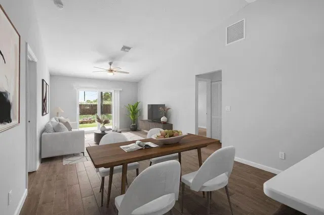  Residence photo 12