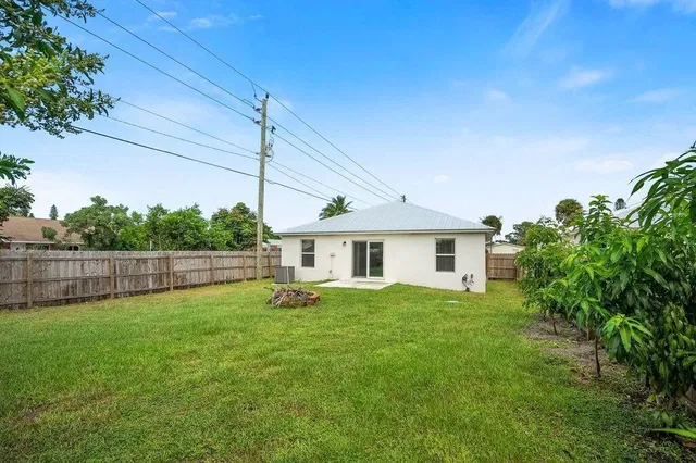  Residence photo 23