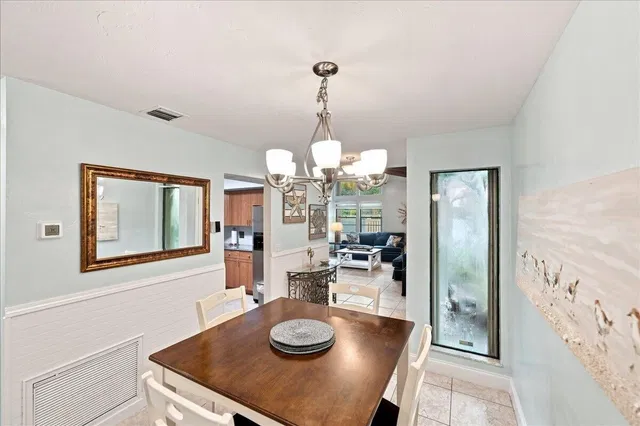  Residence photo 11