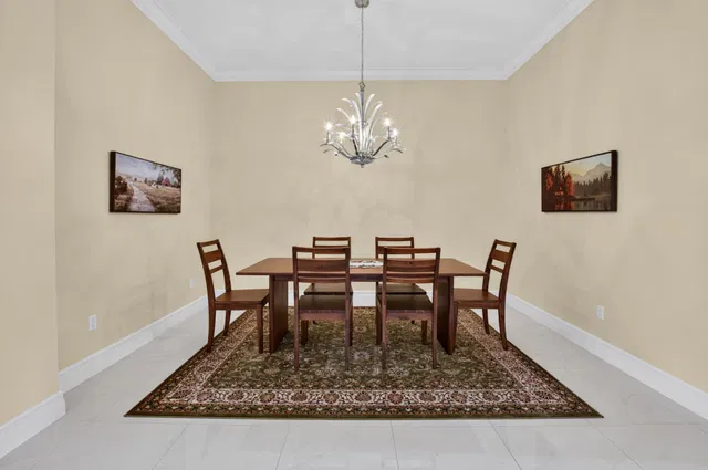 Residence photo 13