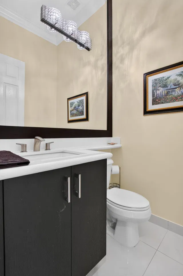Residence photo 33