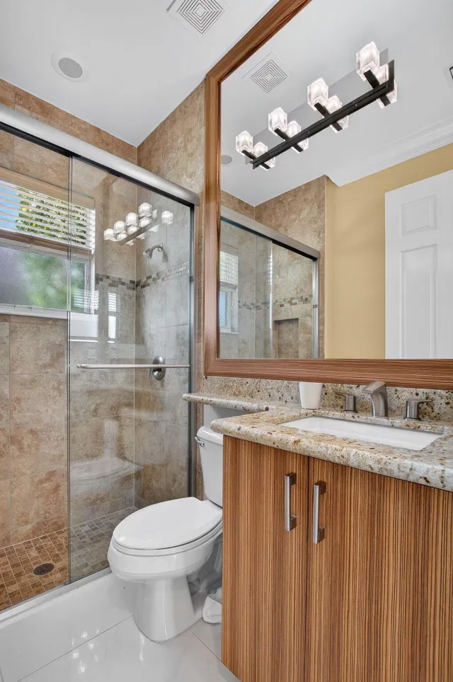 Residence photo 48