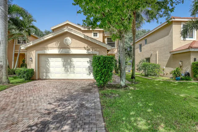 Residence photo 2