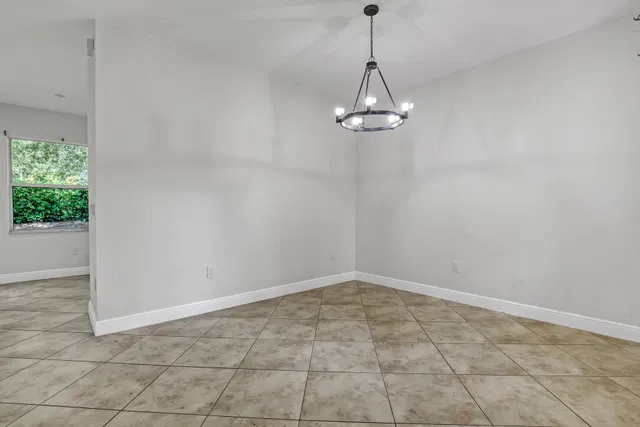 Residence photo 7