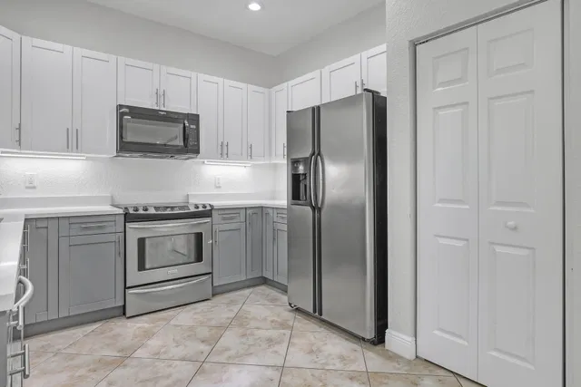 Residence photo 15