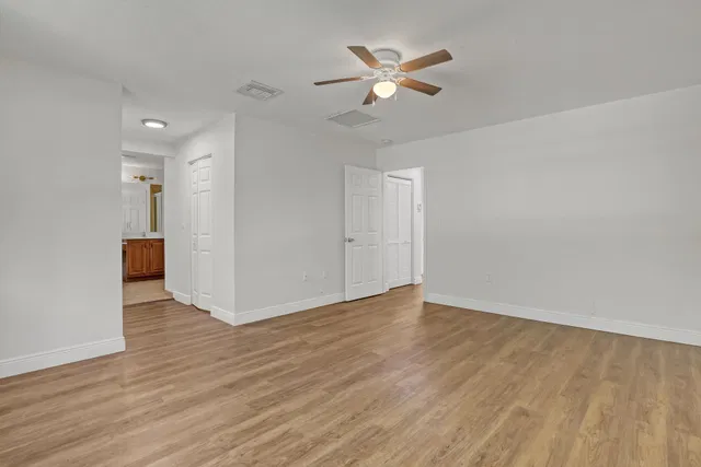 Residence photo 19
