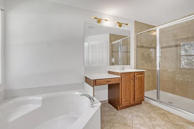 Residence photo 22