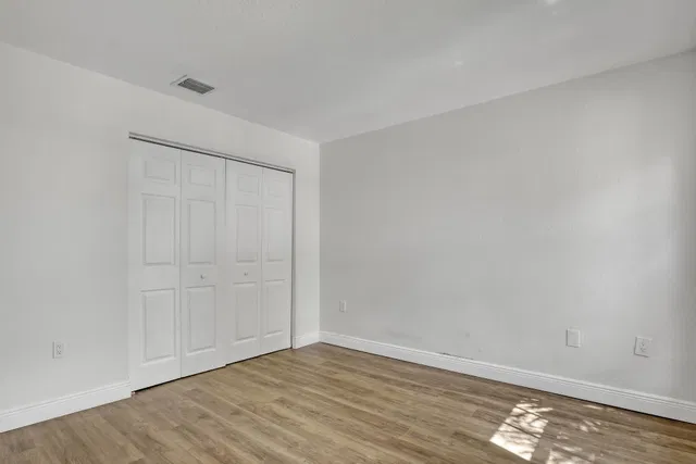 Residence photo 25