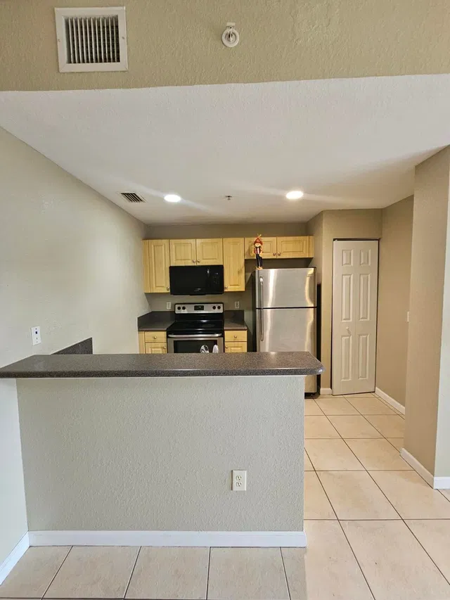 Residence photo 4