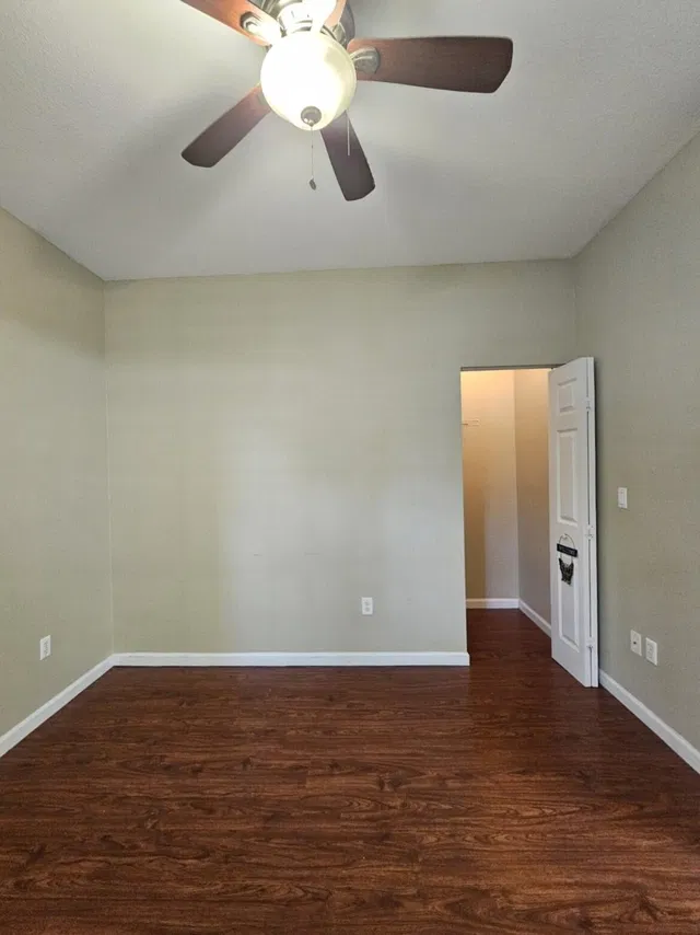 Residence photo 8