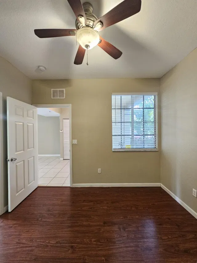Residence photo 9