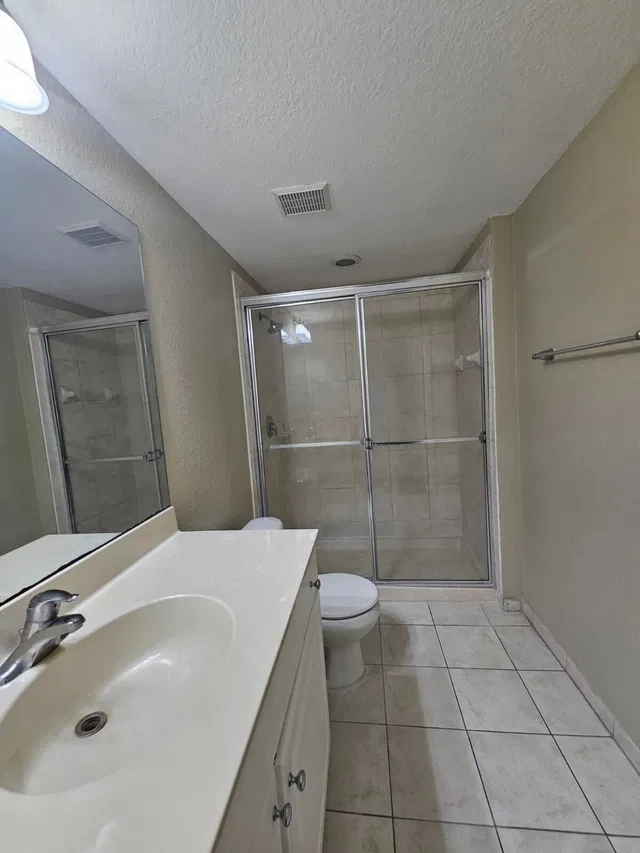 Residence photo 16