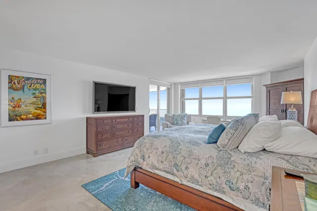 Corniche Singer Island Unit 1703 photo 15
