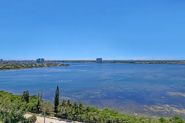 Corniche Singer Island Unit 1703 photo 22