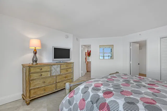 Corniche Singer Island Unit 1703 photo 23