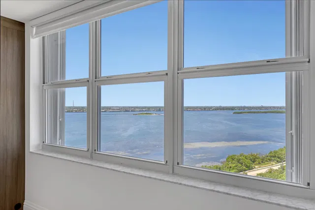 Corniche Singer Island Unit 1703 photo 32