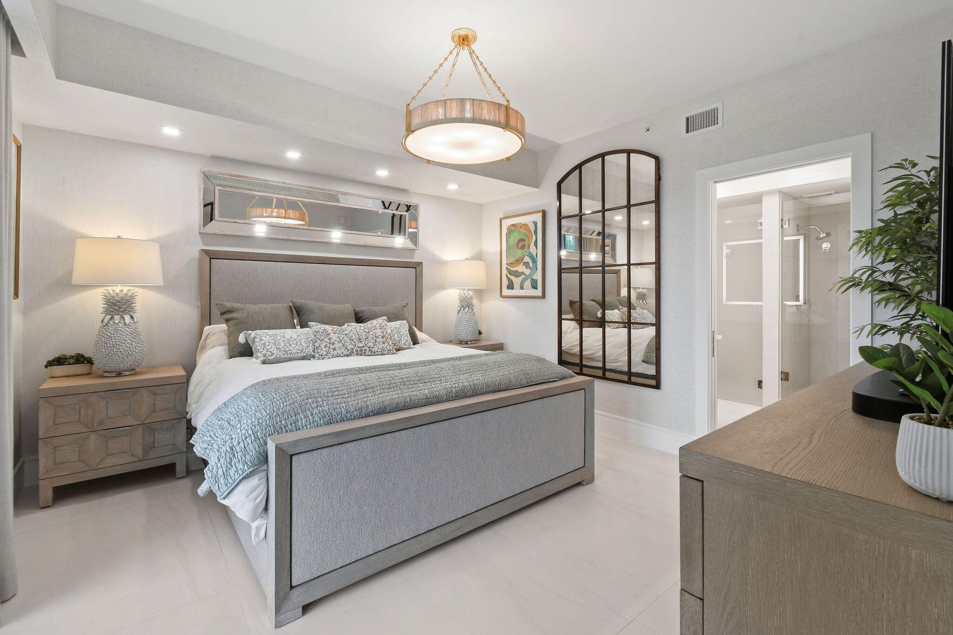 Unit 202 photo 15