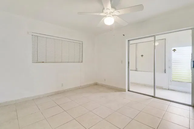 Unit 109 photo 16