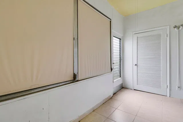 Unit 109 photo 21
