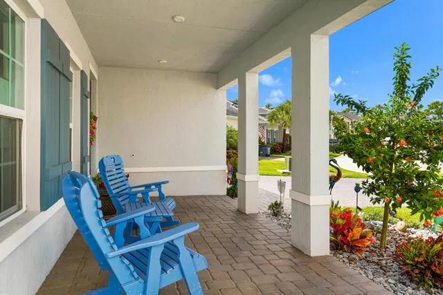 Residence photo 12