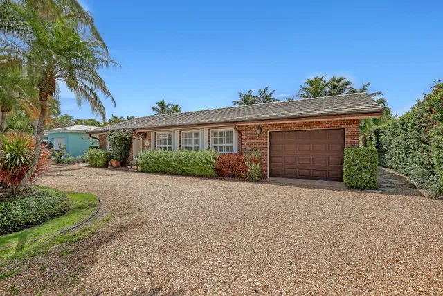 Palm Beach Shores Residence photo 5