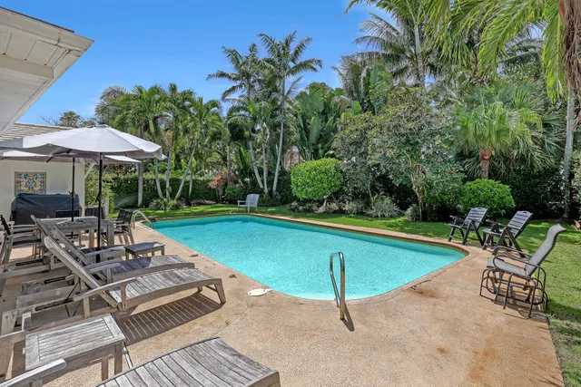 Palm Beach Shores Residence photo 34