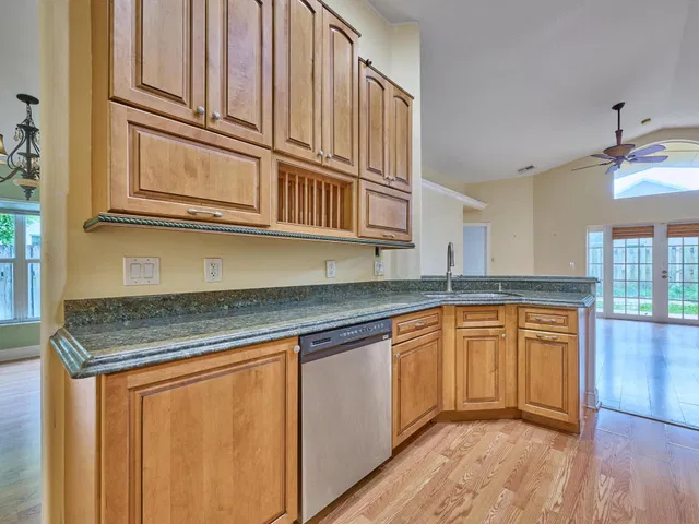 Residence photo 11