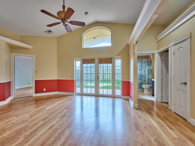 Residence photo 21