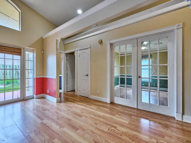Residence photo 35