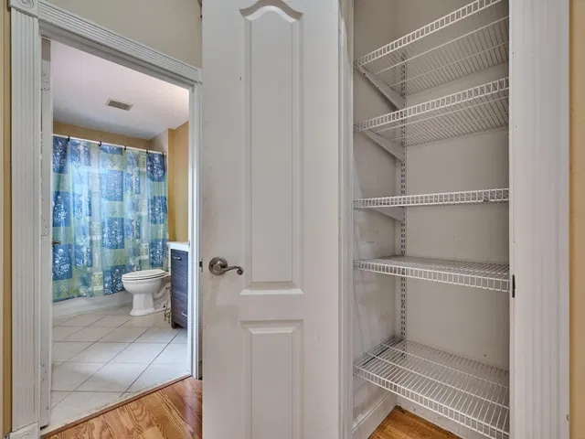 Residence photo 36