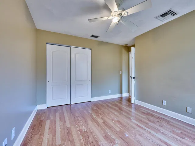 Residence photo 38