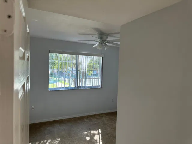  Unit 609 photo 16