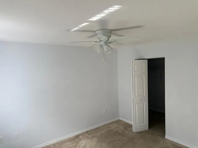  Unit 609 photo 19