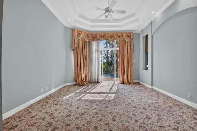 Residence photo 18