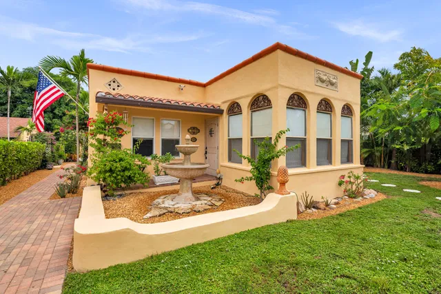 SoSo West Palm Beach Residence photo 3