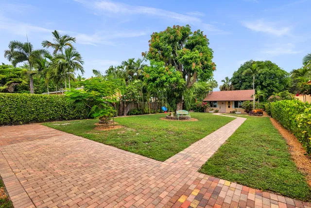 SoSo West Palm Beach Residence photo 29