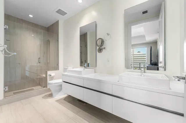 Tower 155 Unit 701 photo 43