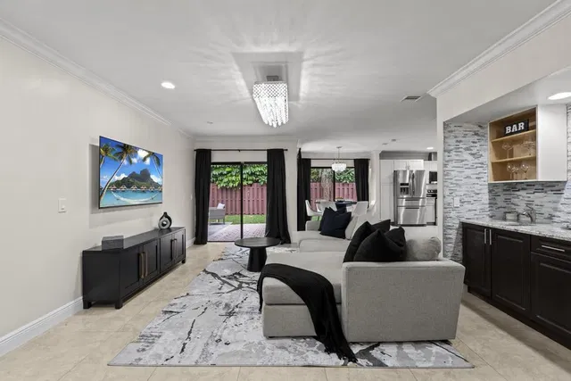  Residence photo 13
