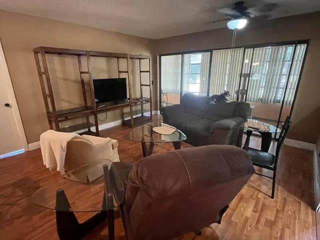 Residence photo 7