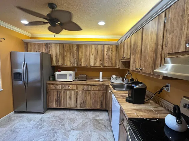 Residence photo 8