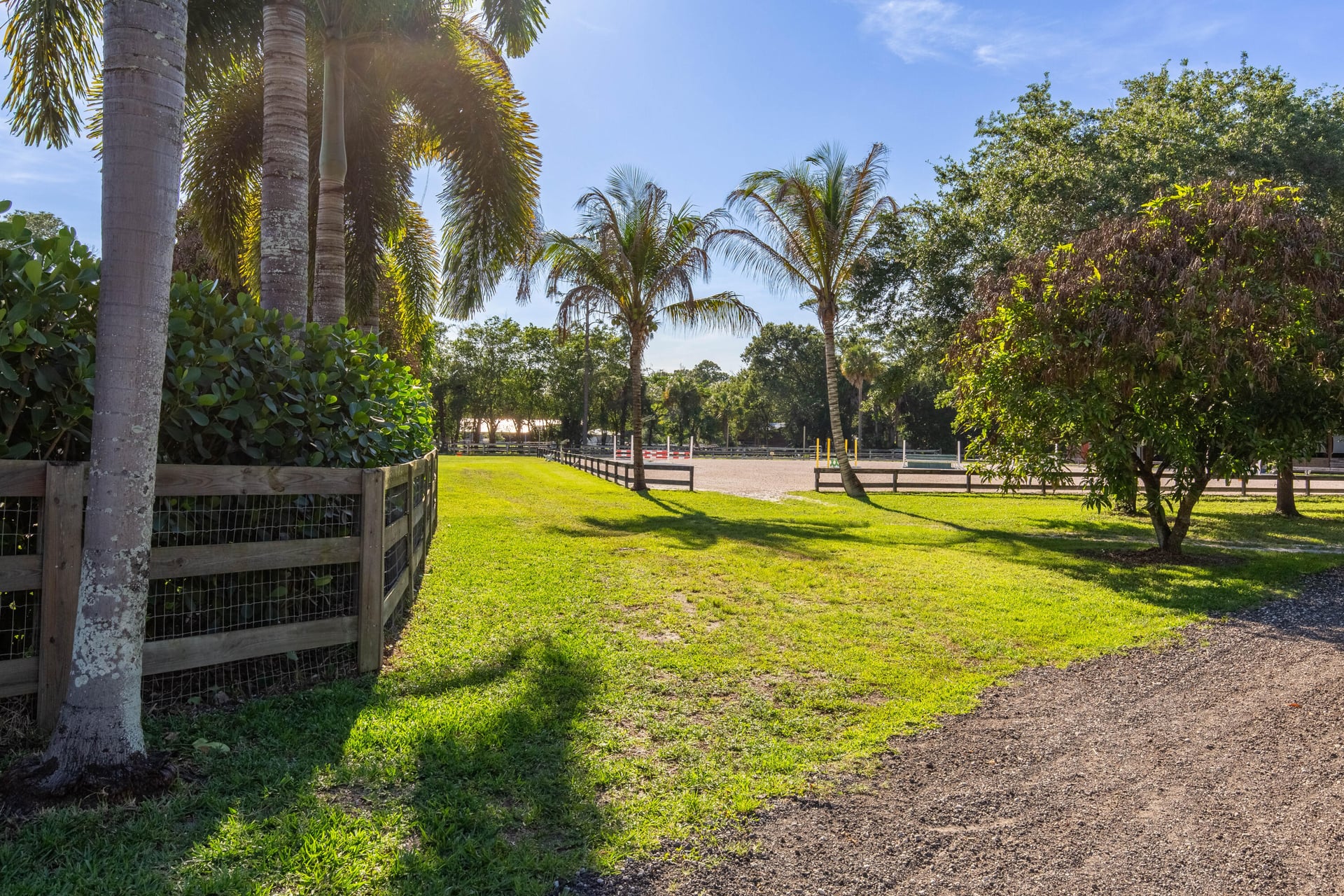 Residence photo 2