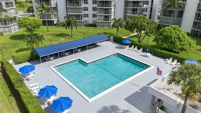 Unit 217 photo 2