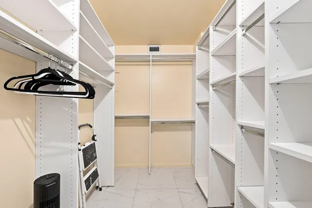 Unit 217 photo 12