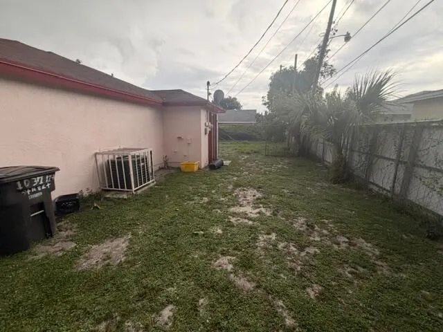 West Palm Beach Residence photo 12