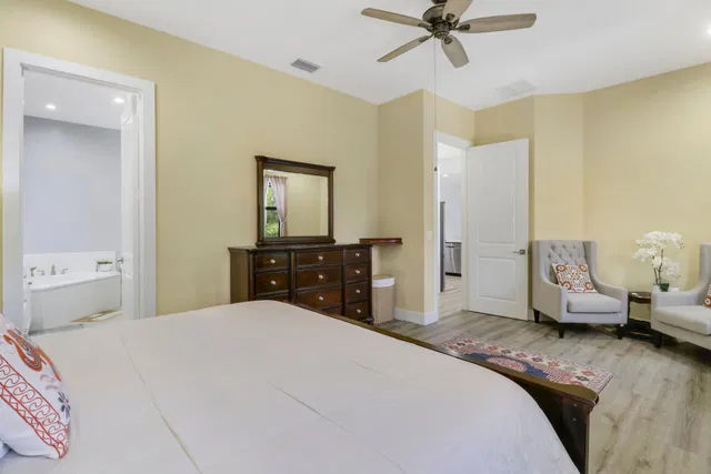 Residence photo 13