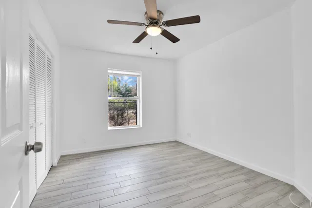 Residence photo 14