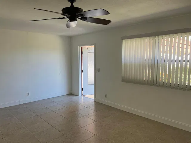 Unit 254 photo 6